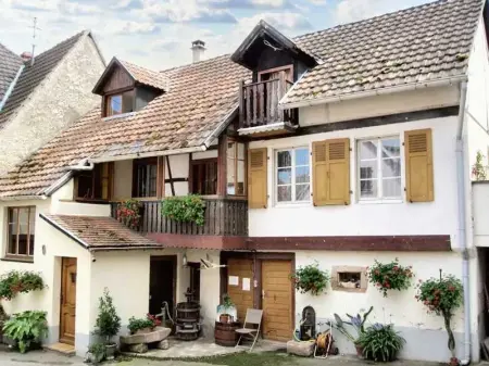 Maison à Ingersheim, Maison spacieuse à Ingersheim avec vue sur la montagne - L1063356