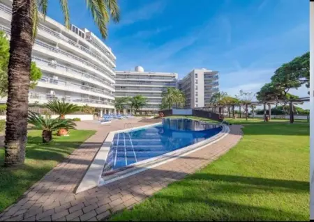 Appartement à Blanes, Appartement charmant à Blanes - Vue sur la mer et piscine - L1063403