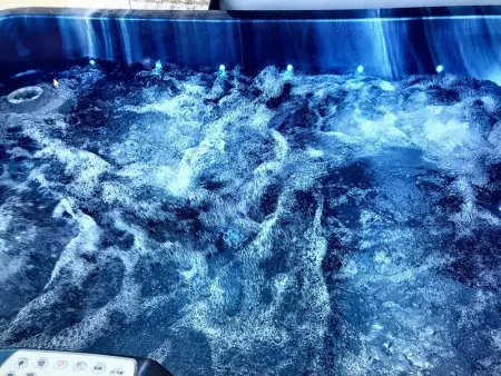 Maison cosy Ajaccio avec jacuzzi, Maison 4 personnes à Ajaccio - Photo 2