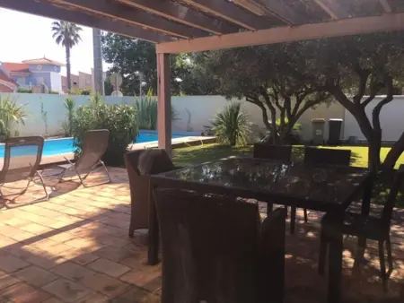 Villa charmante à Agde avec piscine privée et jardin - Photo 8