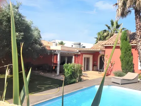 Villa charmante à Agde avec piscine privée et jardin - Photo 11