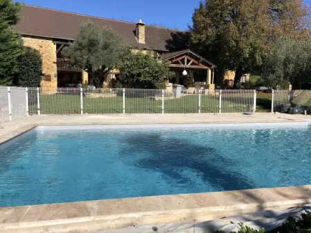 Villa à Proissans, Spacieuse villa à Proissans avec piscine privée - L1063557