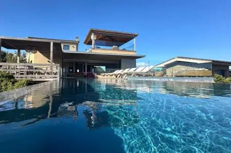 Maison à Pianottoli Caldarello, Maison de charme à Pianottoli-Caldarello avec piscine privée - L1063589