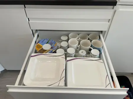 Appartement spacieux à Charleroi 100 m² avec parking 5 pers - Photo 8