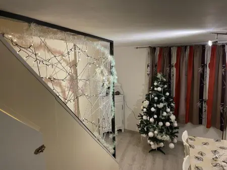 Appartement spacieux à Charleroi 100 m² avec parking 5 pers - Photo 10