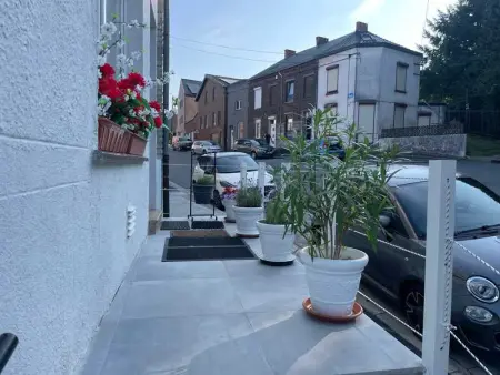 Appartement spacieux à Charleroi 100 m² avec parking 5 pers - Photo 28