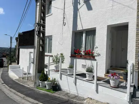 Appartement spacieux à Charleroi 100 m² avec parking 5 pers - Photo 35