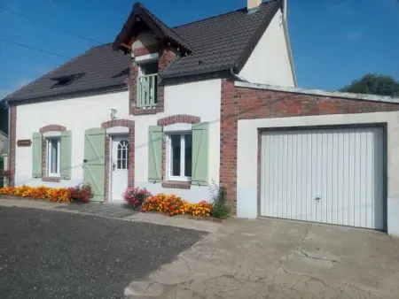 Maison à Bléneau, Maison charmante à Bléneau avec jardin et équipements modernes - L1063671