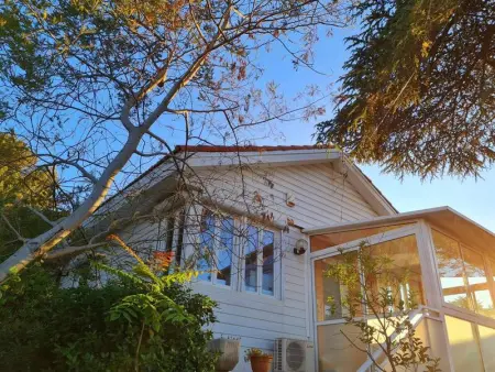 Maison à Sète, Maison accueillante à Sète avec vue sur le jardin et la mer - L1063683