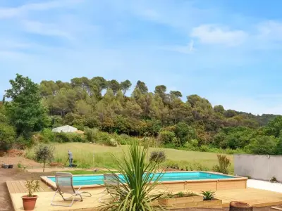 Maison à Barjols, Maison de charme à Barjols avec piscine privée - L1063703