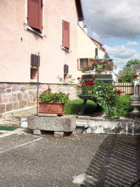 Appartement à Kientzheim, Appartement chaleureux à Kientzheim avec terrasse couverte - L1063718