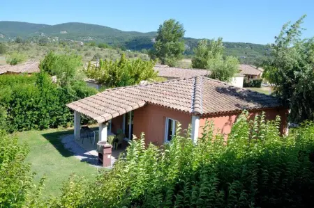 Maison à Grospierres, Maison accueillante avec jardin et piscine partagée à Grospierres - L1063740