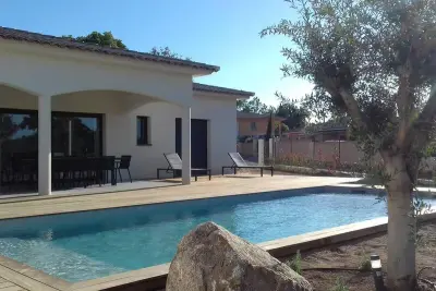 Villa à Zonza, Villa spacieuse à Zonza avec piscine privée - L1063775