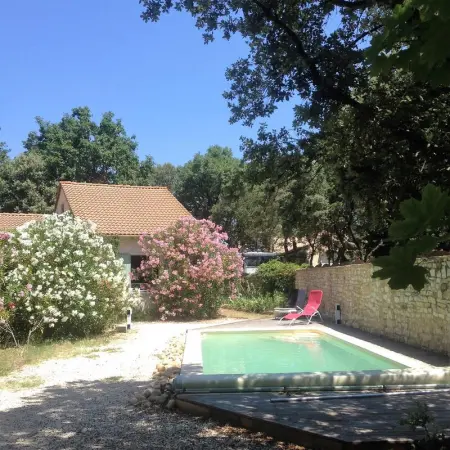 Villa à Arpaillargues et Aureillac, Villa charmante à Arpaillargues-et-Aureillac avec piscine privée - L1063846