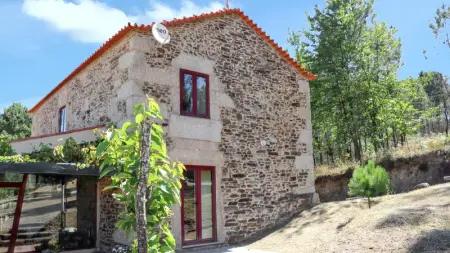 Maison à Seia, Maison chaleureuse à Seia avec cheminée - L1063855