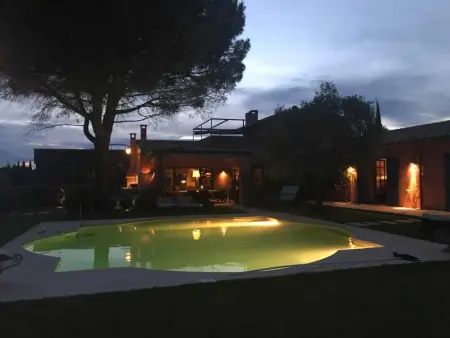 Villa d'exception à Palaja avec piscines intérieures et extérieures - Photo 4