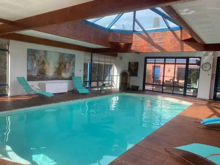 Villa d'exception à Palaja avec piscines intérieures et extérieures - Photo 35