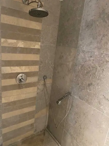 Villa d'exception à Palaja avec piscines intérieures et extérieures - Photo 64