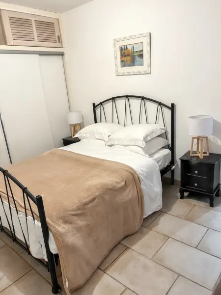 Maison charmante à Nîmes avec jardin privé, Maison 6 personnes à Nîmes - Photo 4
