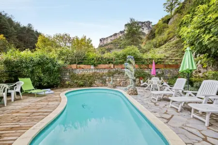 Villa spacieuse à Saint-Pierre-des-Tripiers avec piscine privée - Photo 1