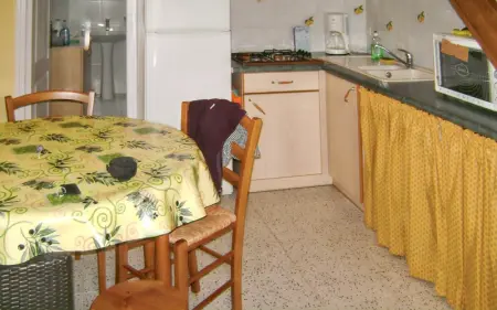 Maison charmante à Montblanc avec terrasse, Maison 4 personnes à Montblanc - Photo 2