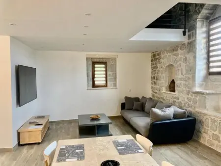 Maison de charme à Balazuc avec jardin et mobilier extérieur - Photo 3