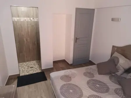 Maison de charme à Balazuc avec jardin et mobilier extérieur - Photo 13