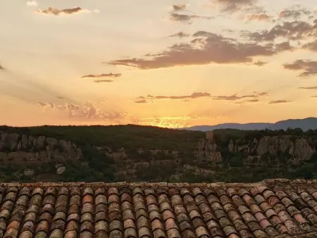 Maison de charme à Balazuc avec jardin et mobilier extérieur - Photo 22
