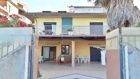 Appartement à Francavilla al Mare, Charmant studio à Francavilla al Mare 30 m² avec jardin - L1063929