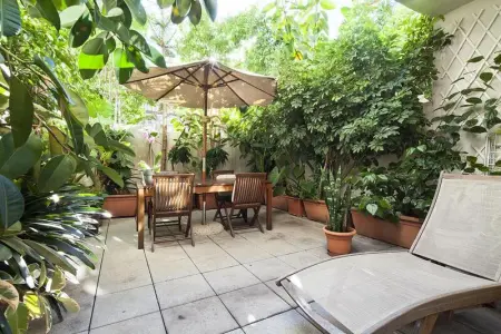 Appartement à Barcelona, Duplex spacieux à Barcelone avec terrasse extérieure - 180 m² - L1063940