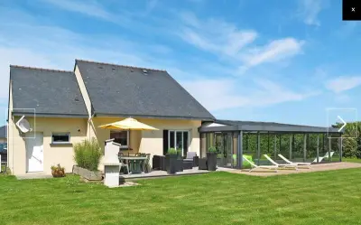 Villa à Kersaint Plabennec, Villa charmante proche de Kersaint-Plabennec avec piscine privée - L1063972