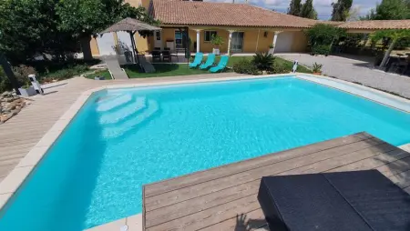 Villa à Béziers, Villa spacieuse à Béziers avec piscine privée et jacuzzi - L1064022