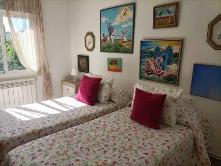 Maison spacieuse avec jardin à Touro – Idéale en famille - Photo 35