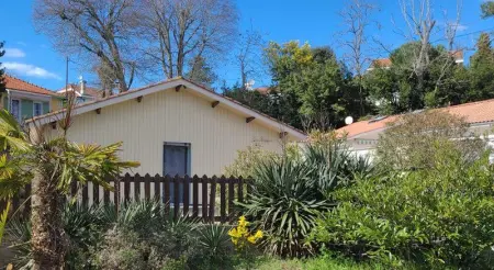 Maison à Arcachon, Charmante maison avec jardin à Arcachon, parfaite pour 6 personnes - L1064057