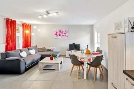 Maison à Stotzheim, Maison charmante avec jardin à Stotzheim | Climatisation incluse - L1064094