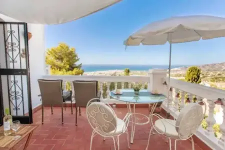 Appartement à Nerja, Appartement charmant à Nerja avec vue sur la mer, piscine - L1064136