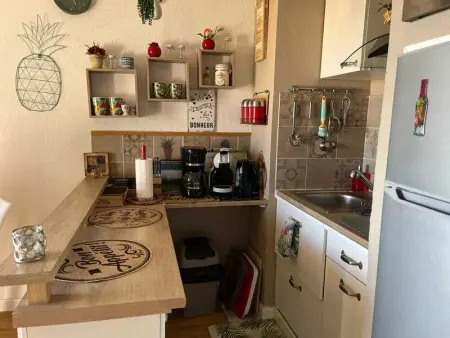 Appartement charmant à Bandol 30 m² avec vue sur la mer. - Photo 3