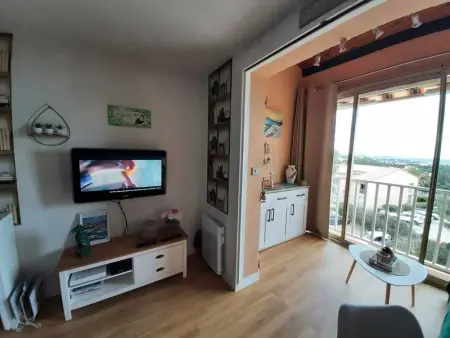 Appartement charmant à Bandol 30 m² avec vue sur la mer. - Photo 5