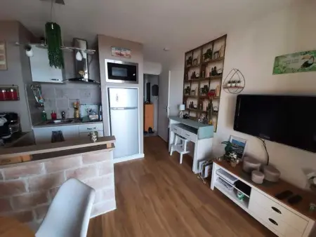 Appartement charmant à Bandol 30 m² avec vue sur la mer. - Photo 6