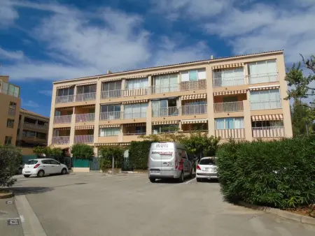 Appartement charmant à Bandol 30 m² avec vue sur la mer. - Photo 12