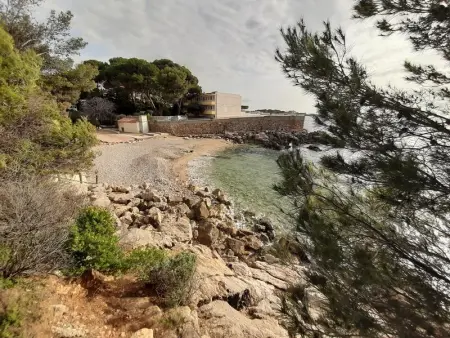 Appartement charmant à Bandol 30 m² avec vue sur la mer. - Photo 14