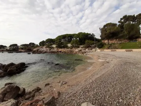 Appartement charmant à Bandol 30 m² avec vue sur la mer. - Photo 15