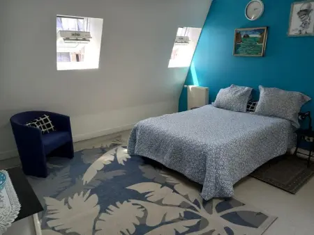 Appartement charmant Paris XVIIe - 27 m² - Vue sur la ville - Photo 2