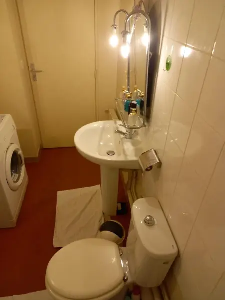 Appartement charmant Paris XVIIe - 27 m² - Vue sur la ville - Photo 13