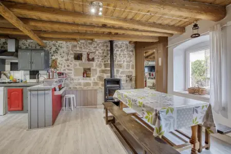 Maison charmante à Valprivas avec jardin privé. - Photo 1