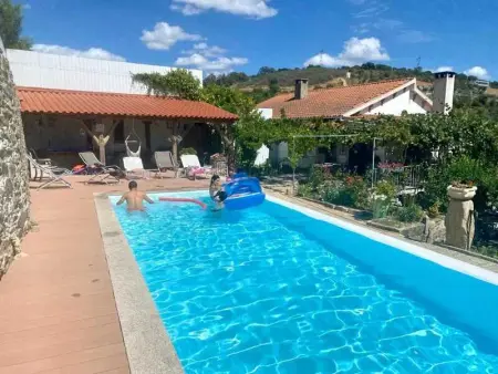 Appartement à Valepradinhos, Appartement spacieux à Valepradinhos avec piscine partagée - L1064357