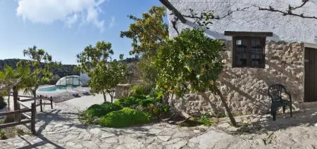 Villa à Granada, Villa élégante à Grenade avec piscine et jardin - L1064371