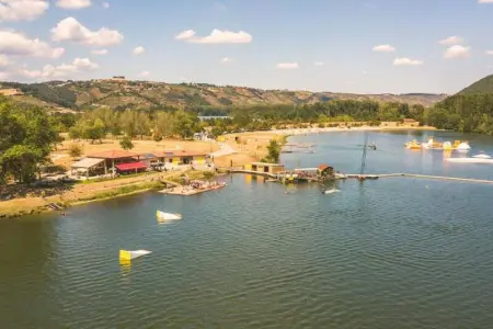Bungalow charmant à Condrieu avec piscine partagée conviviale - Photo 15