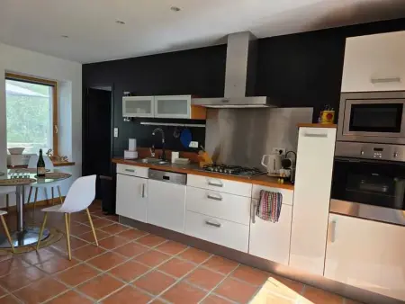 Maison familiale chaleureuse à Saint-Évarzec avec terrasse - Photo 26