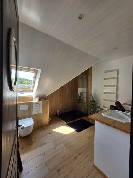 Maison familiale chaleureuse à Saint-Évarzec avec terrasse - Photo 33